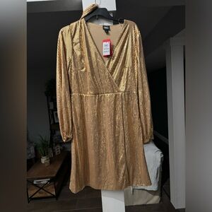 Fun INC gold dress!